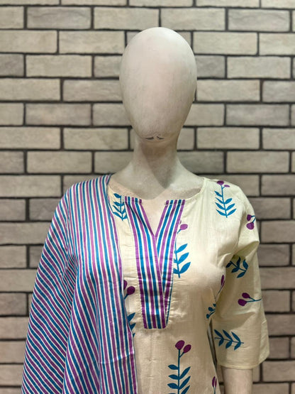 Ivory Floral Blossom Pure Cotton Kurta Set 🌸🤍