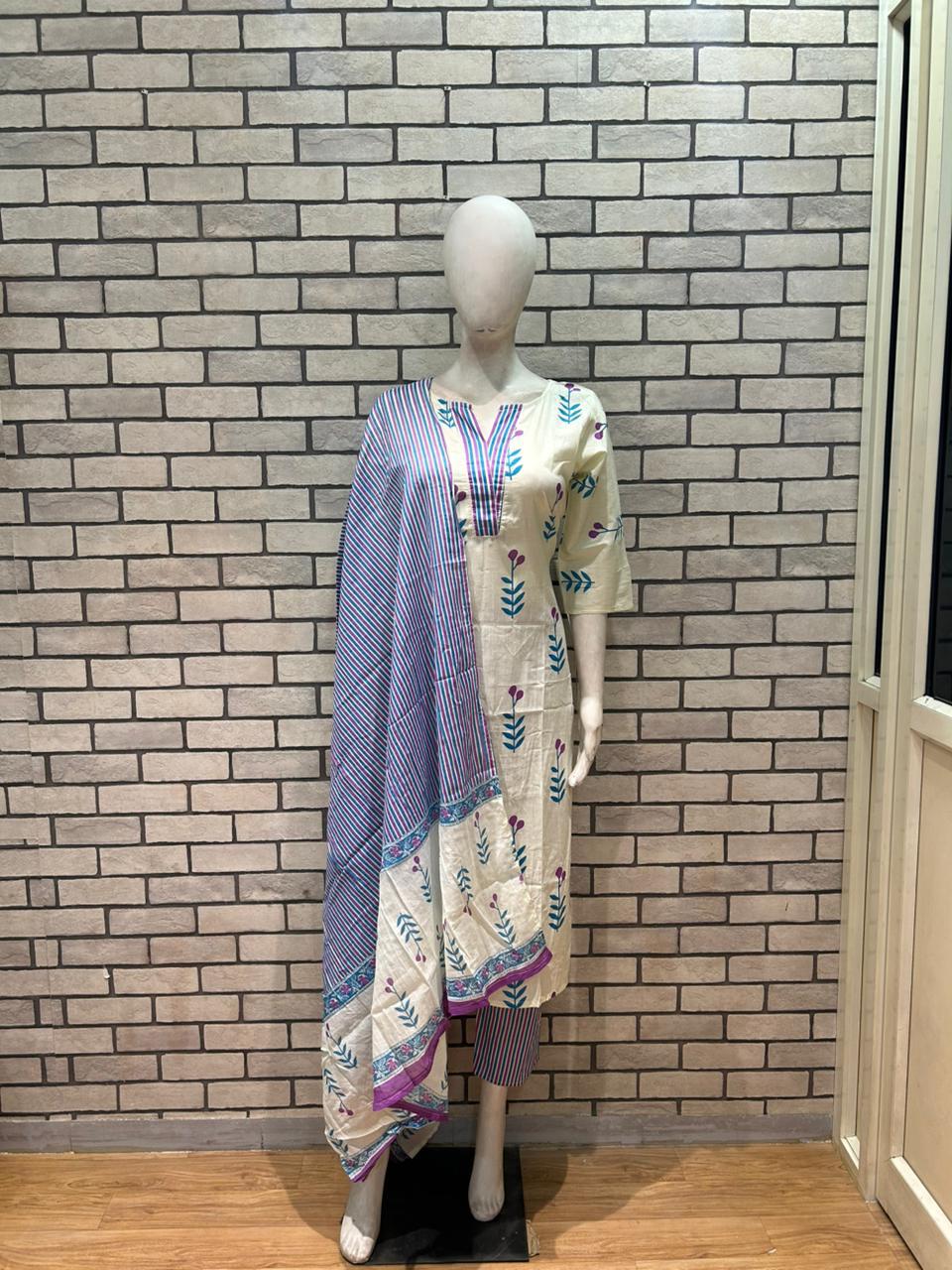 Ivory Floral Blossom Pure Cotton Kurta Set 🌸🤍