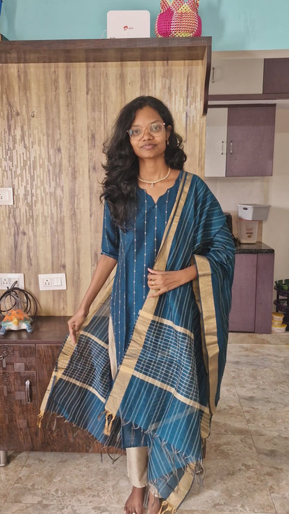 Elegant Raw Silk Kurta Set with Inner Lining & Matching Dupatta